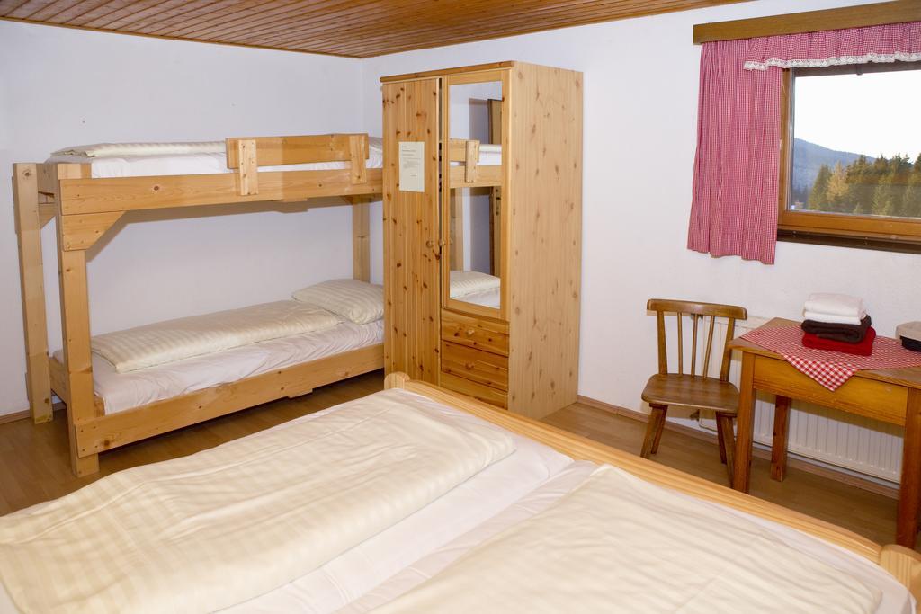 Altes Almhaus Hotel Maria Lankowitz Habitación foto