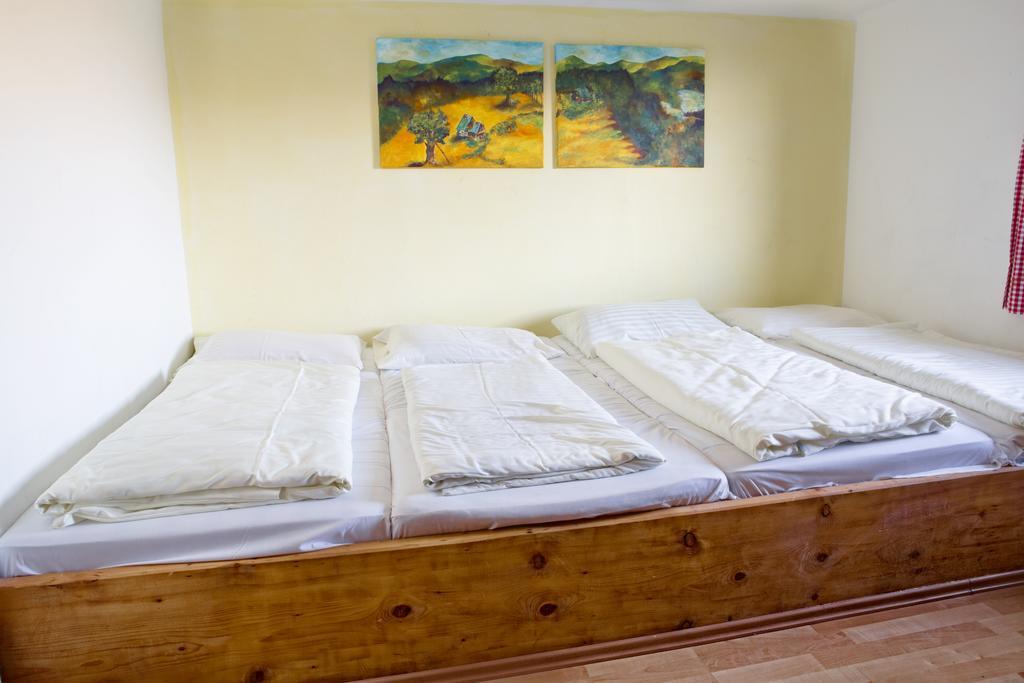 Altes Almhaus Hotel Maria Lankowitz Habitación foto